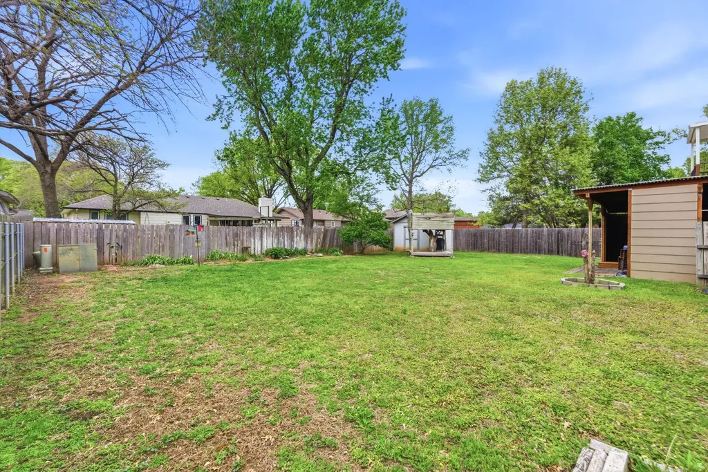 1351 N Peterson Wichita KS 67212