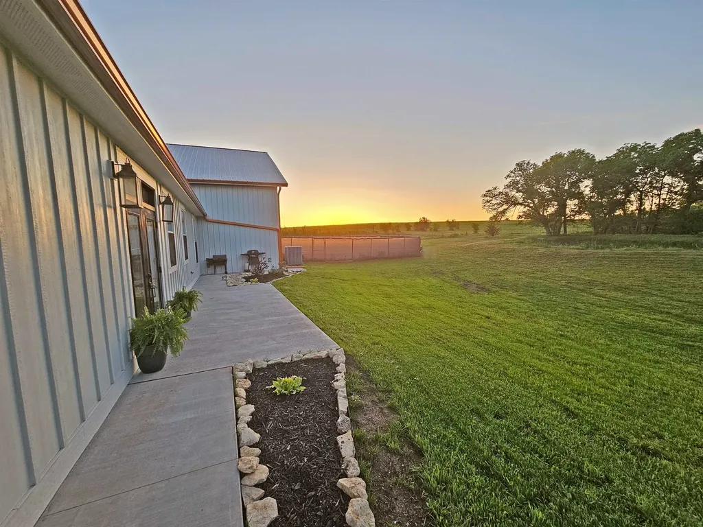 2486 180th Marion KS 66861