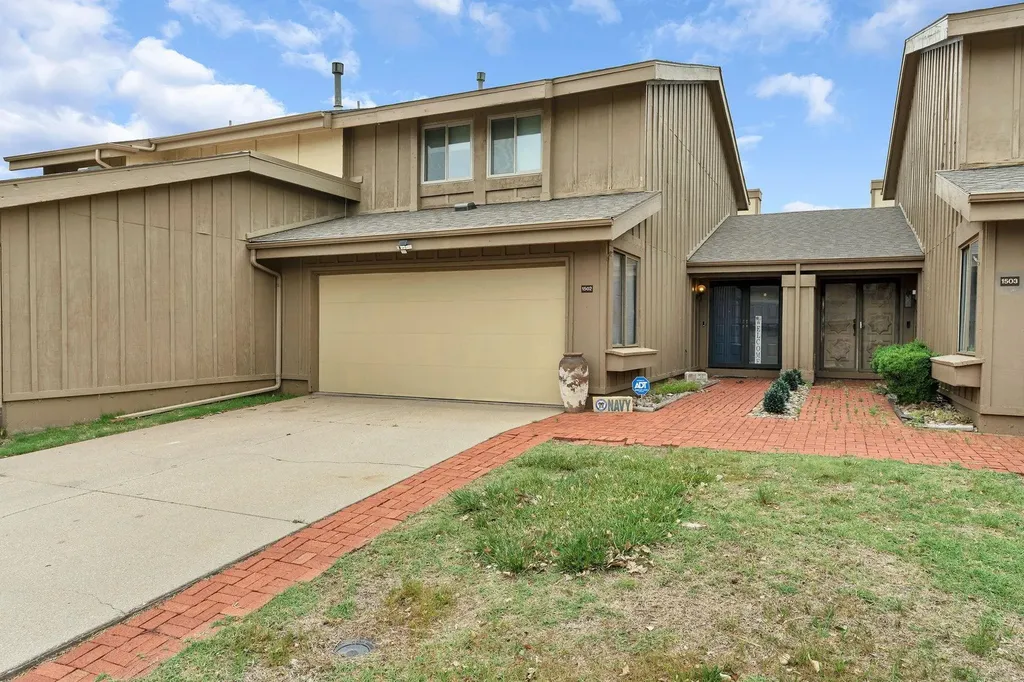 8201 E Harry Street Wichita KS 67207-4655