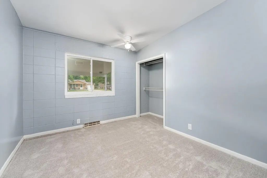 617 N High Drive Wellington KS 67152