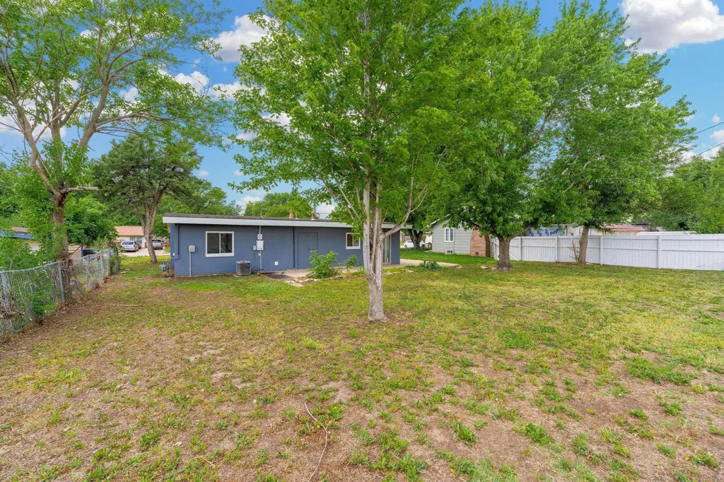 617 N High Wellington KS 67152