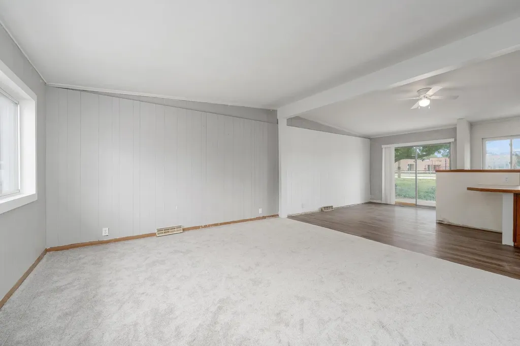 617 N High Drive Wellington KS 67152