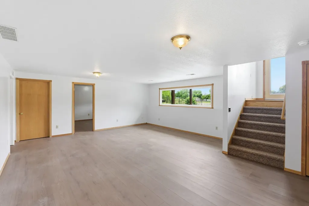 2209 N Sandplum Street Sedgwick KS 67205