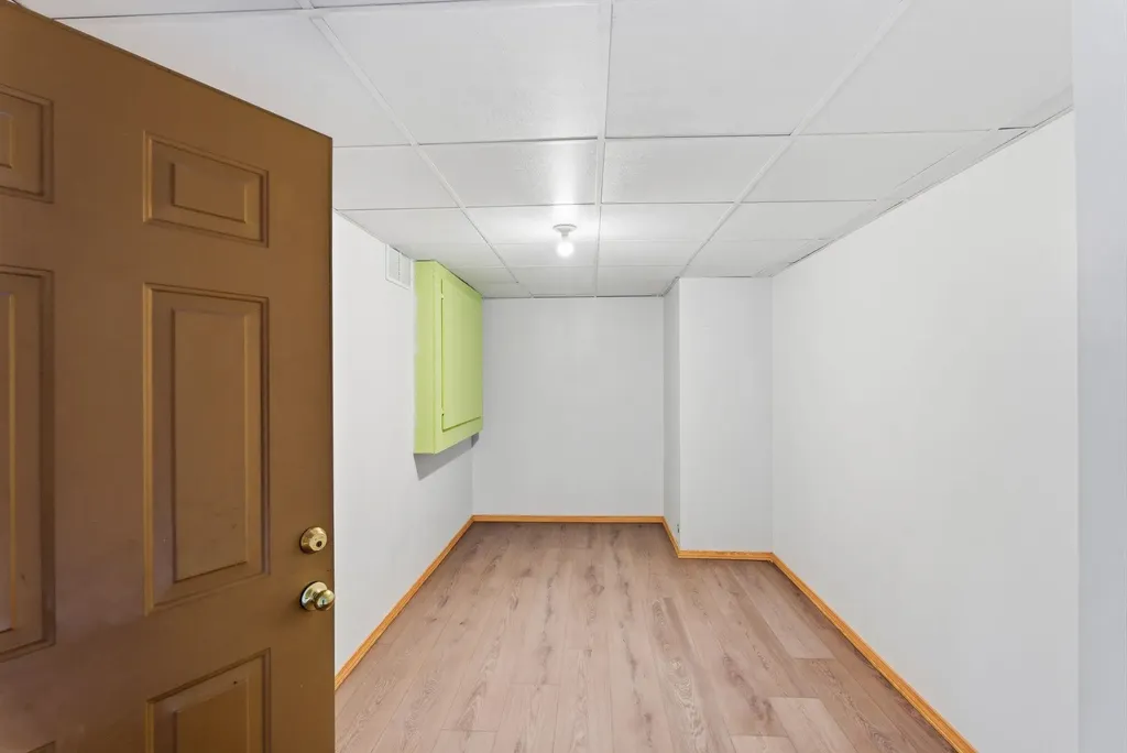 2209 N Sandplum Street Sedgwick KS 67205