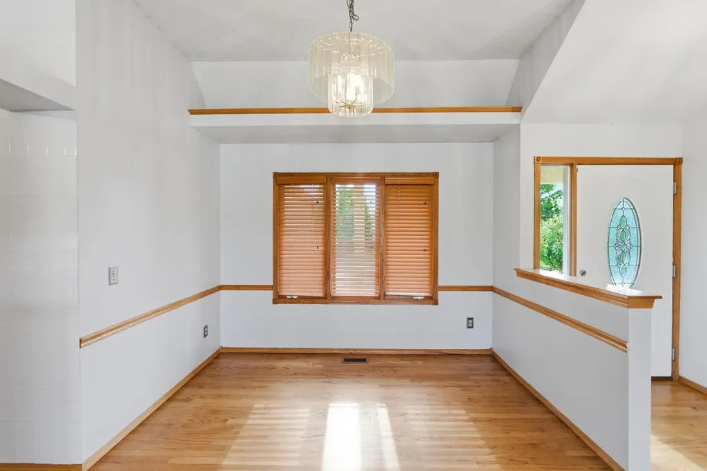 2209 N Sandplum Street Sedgwick KS 67205