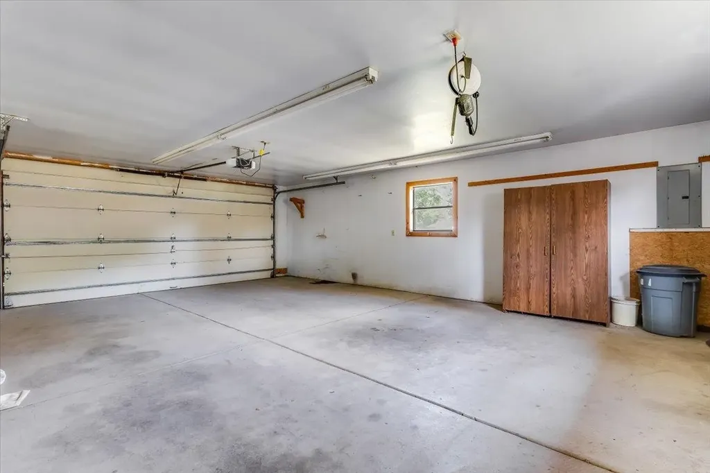 215 S Tracy Avenue Clearwater KS 67026