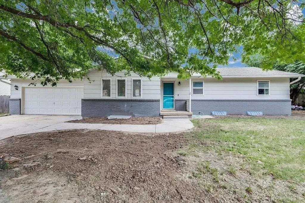 1630 Pin Oak Court Rose Hill KS 67133