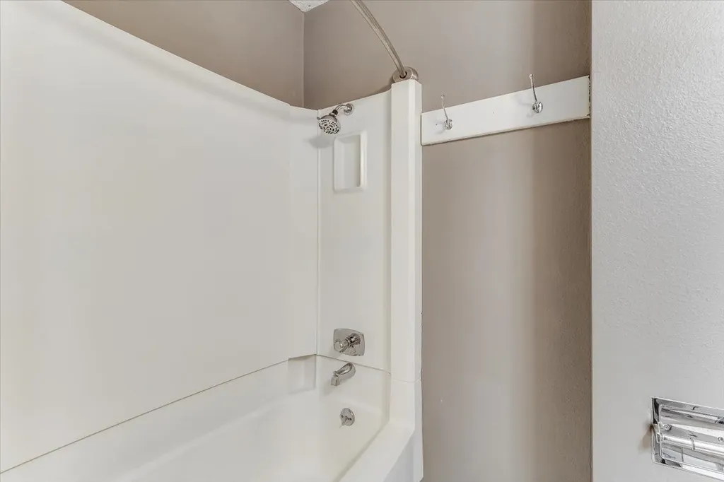 1630 Pin Oak Court Rose Hill KS 67133
