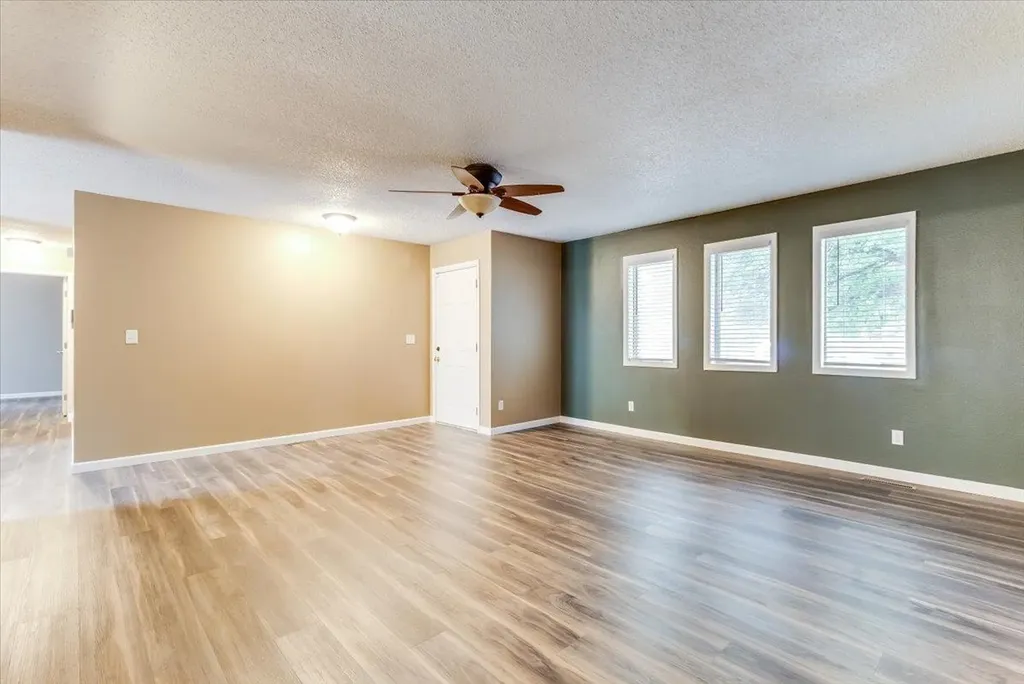 1630 Pin Oak Court Rose Hill KS 67133