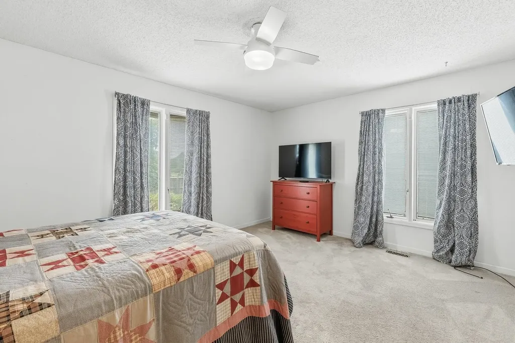 2025 N Broadmoor Wichita KS 67206