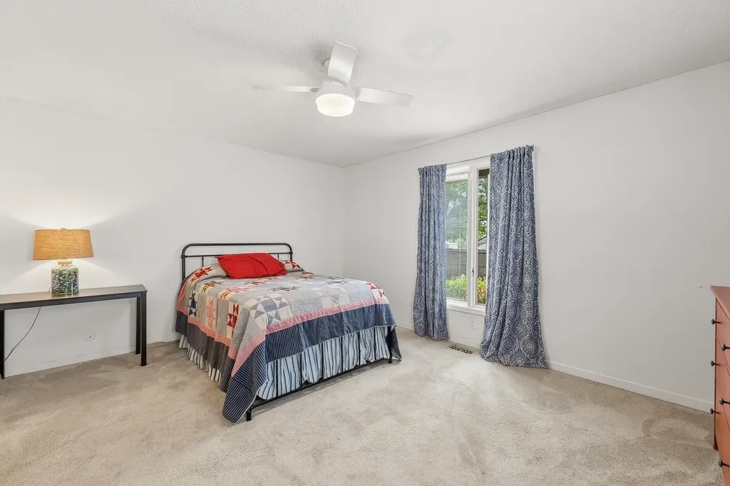 2025 N Broadmoor Wichita KS 67206