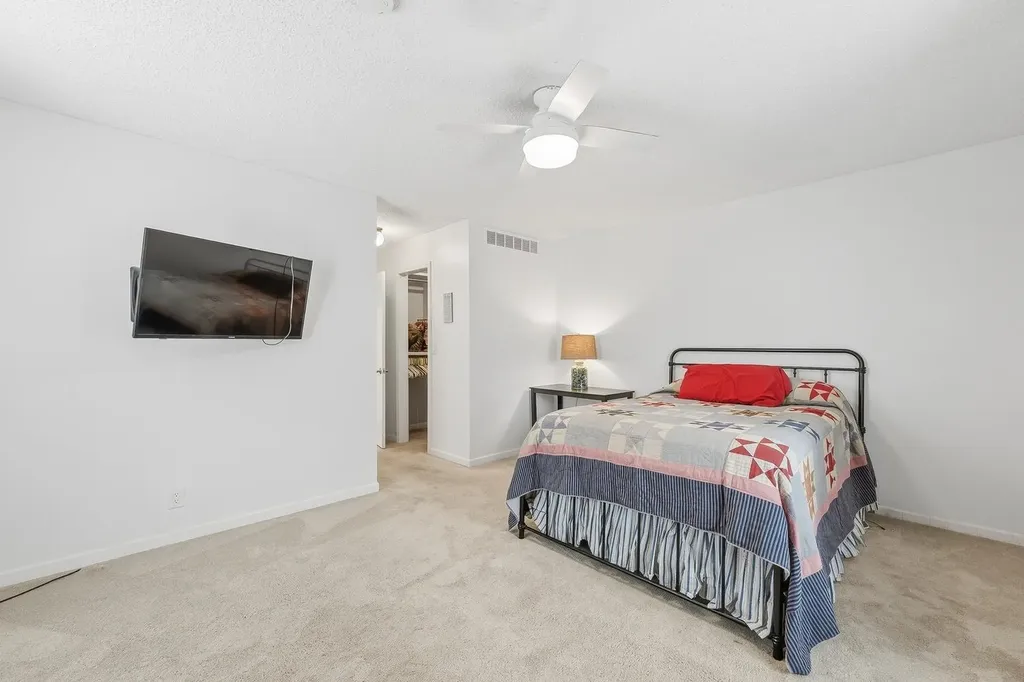 2025 N Broadmoor Wichita KS 67206