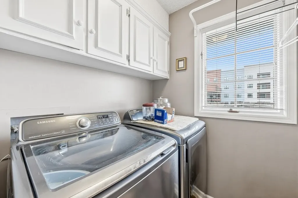 2025 N Broadmoor Wichita KS 67206