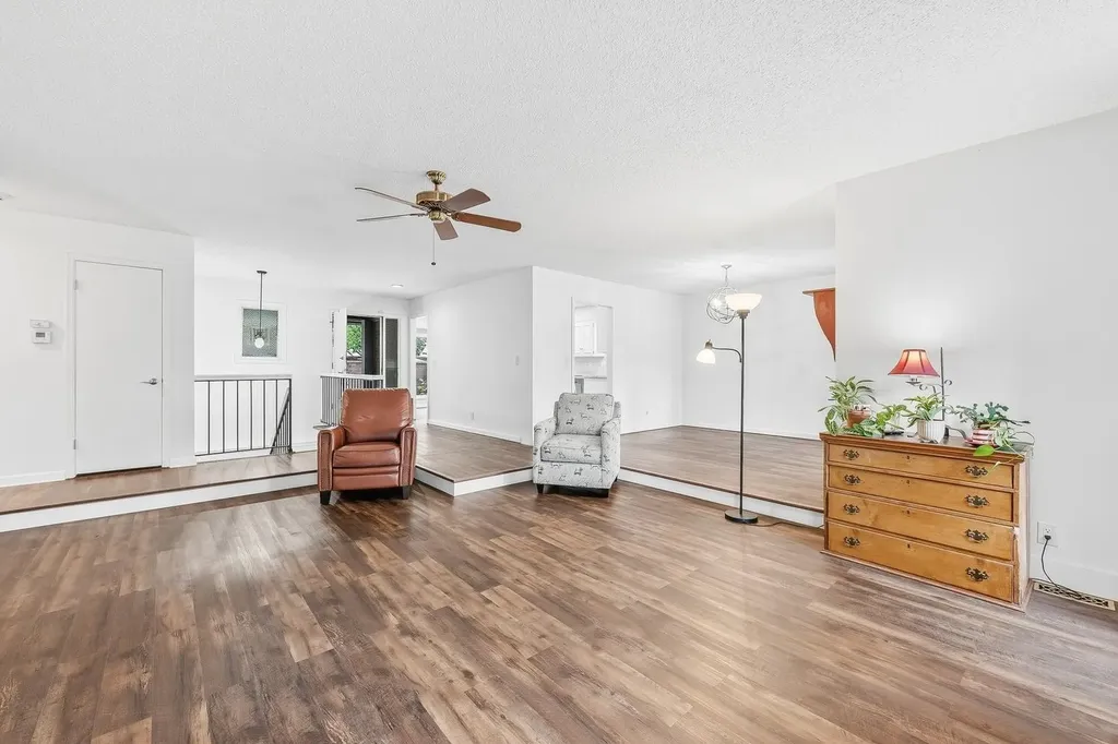 2025 N Broadmoor Wichita KS 67206