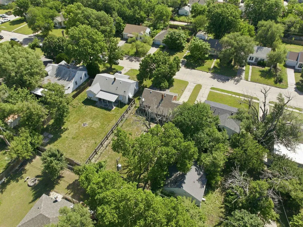 627 N Glendale Street Wichita KS 67208