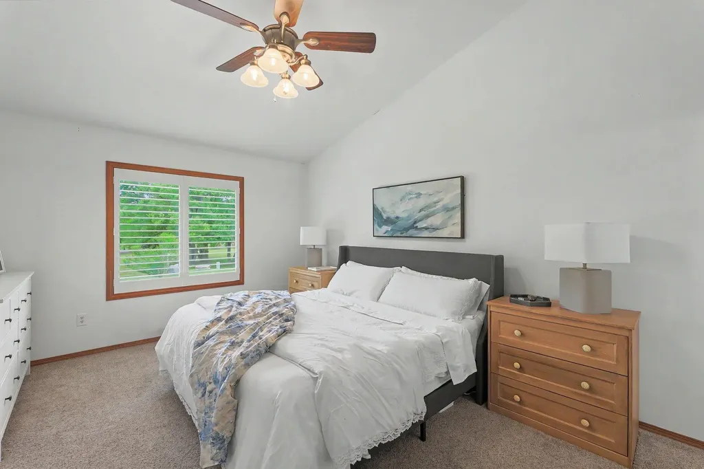 2801 N Rough Creek Derby KS 67037