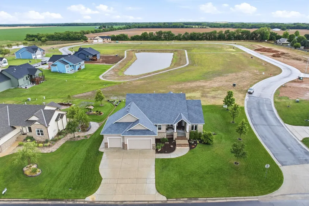 1101 E Park Glen Street Clearwater KS 67026