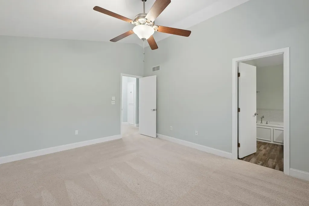 2438 N Tamarisk Street Derby KS 67037