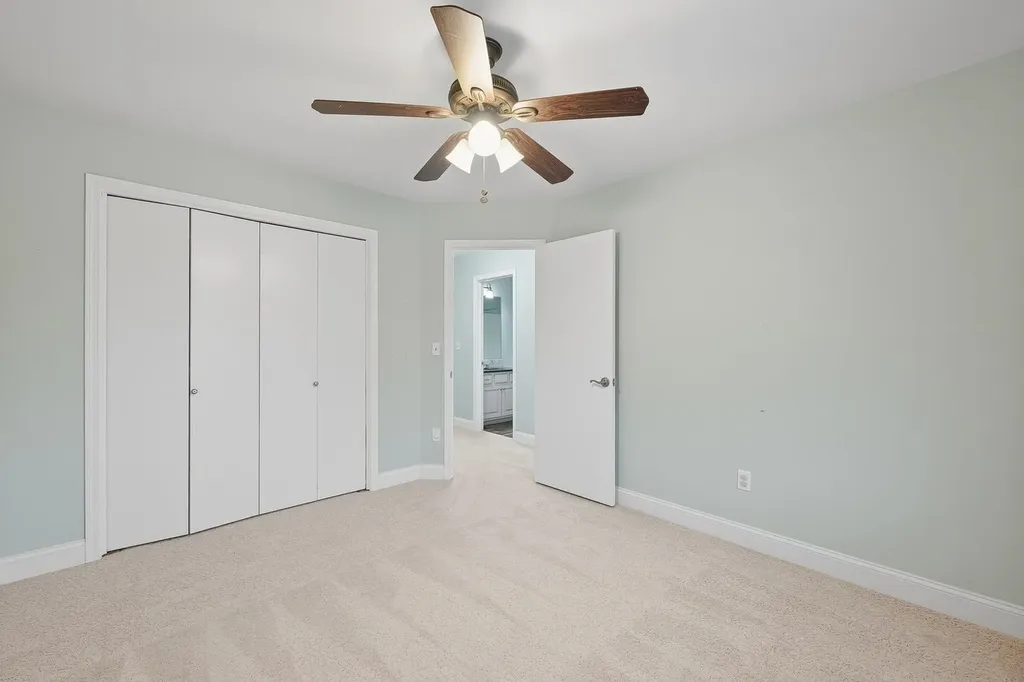 2438 N Tamarisk Street Derby KS 67037