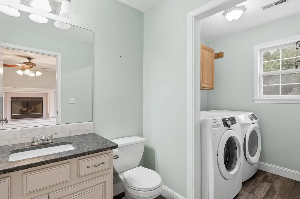 2438 N Tamarisk Street Derby KS 67037