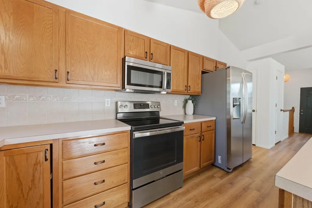2537 E Cambridge Court Park City KS 67219
