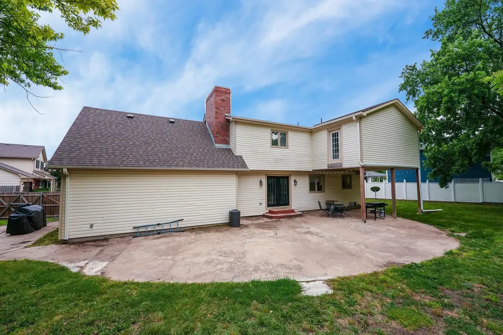 120 S Lexington Court Andover KS 67002