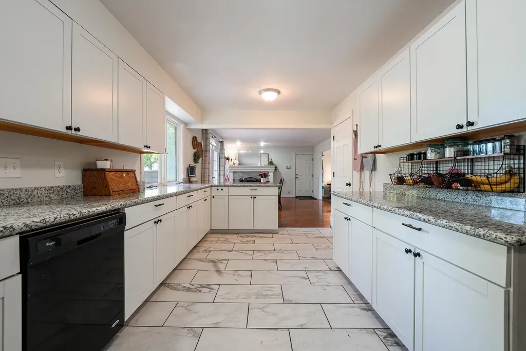120 S Lexington Court Andover KS 67002