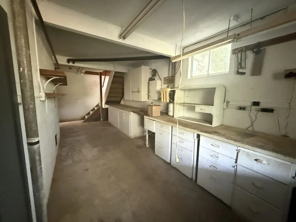 7086 Mill Cove Drive Manhattan KS 66503