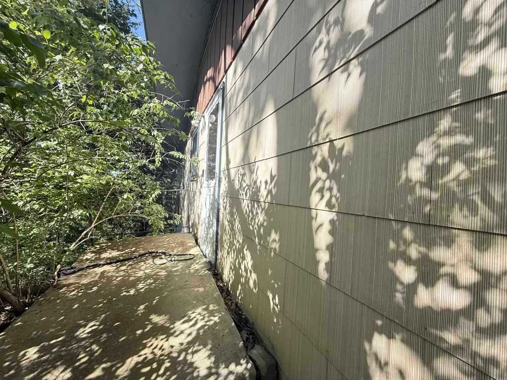 7086 Mill Cove Drive Manhattan KS 66503
