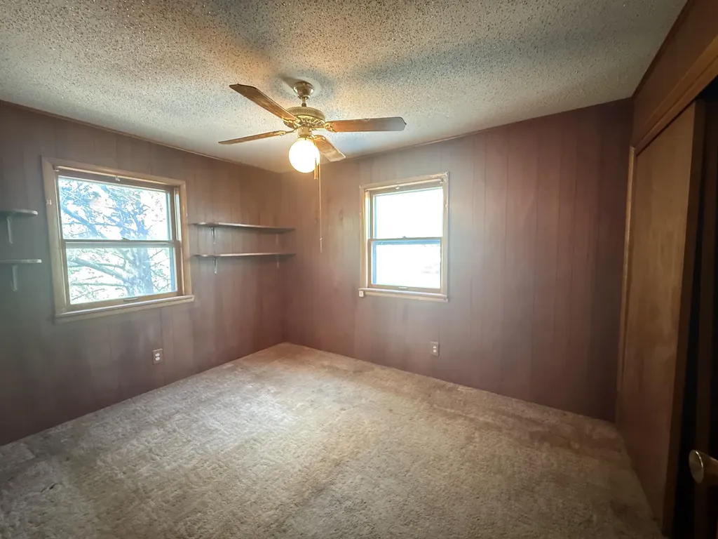 7086 Mill Cove Drive Manhattan KS 66503