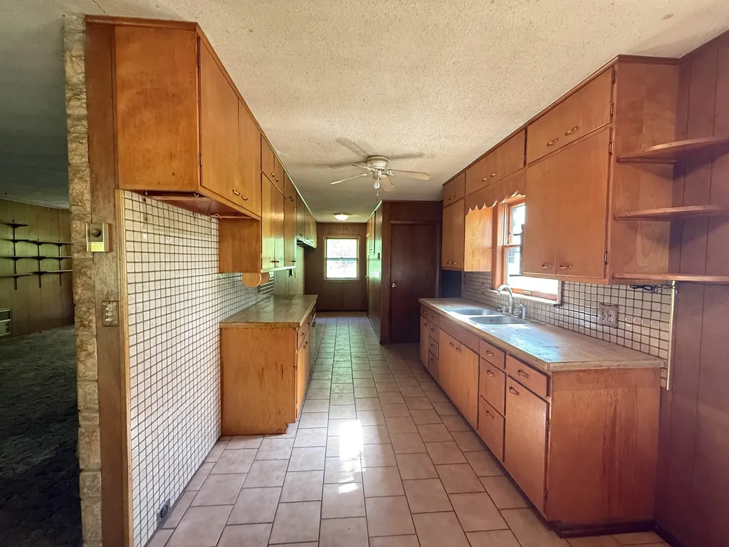 7086 Mill Cove Drive Manhattan KS 66503