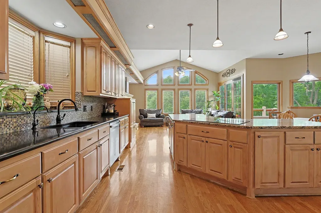 2500 S 383rd Court W Cheney KS 67025
