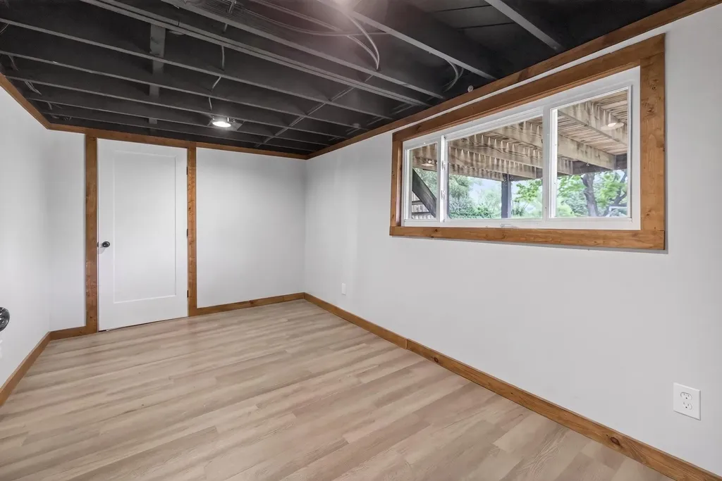 15798 SW Prairie Creek Road Rose Hill KS 67133