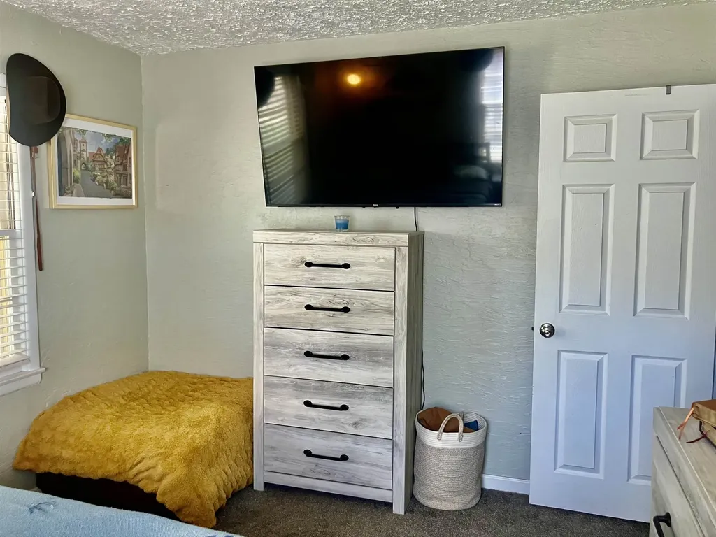 1629 E Gary Street Park City KS 67219