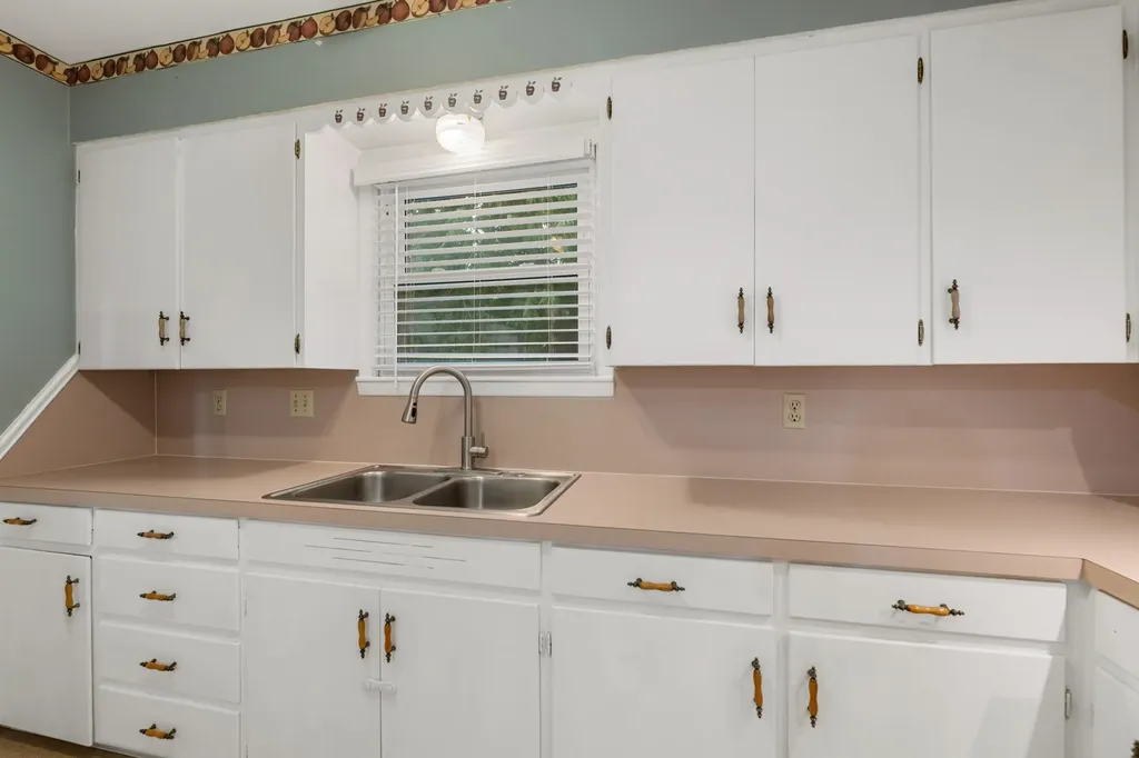 837 S Estelle Street Wichita KS 67211