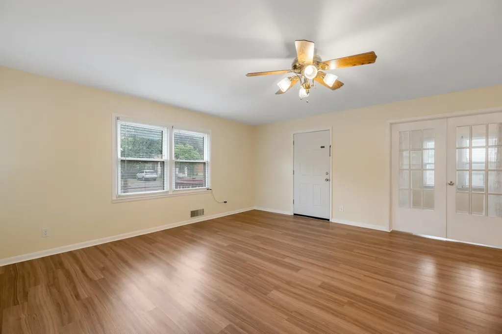 837 S Estelle Street Wichita KS 67211