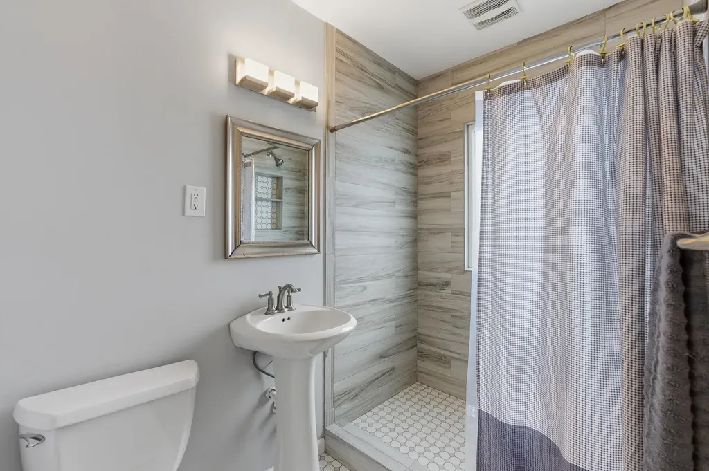 225 S Bleckley Drive Wichita KS 67218