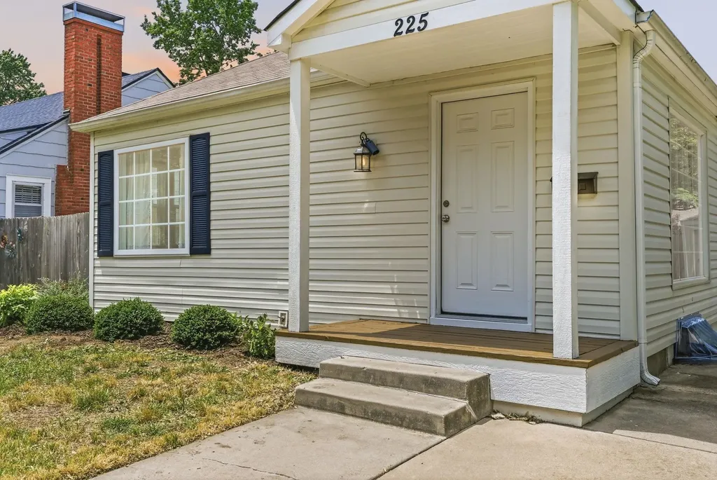 225 S Bleckley Drive Wichita KS 67218