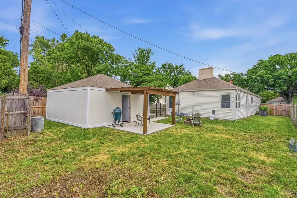 225 S Bleckley Drive Wichita KS 67218