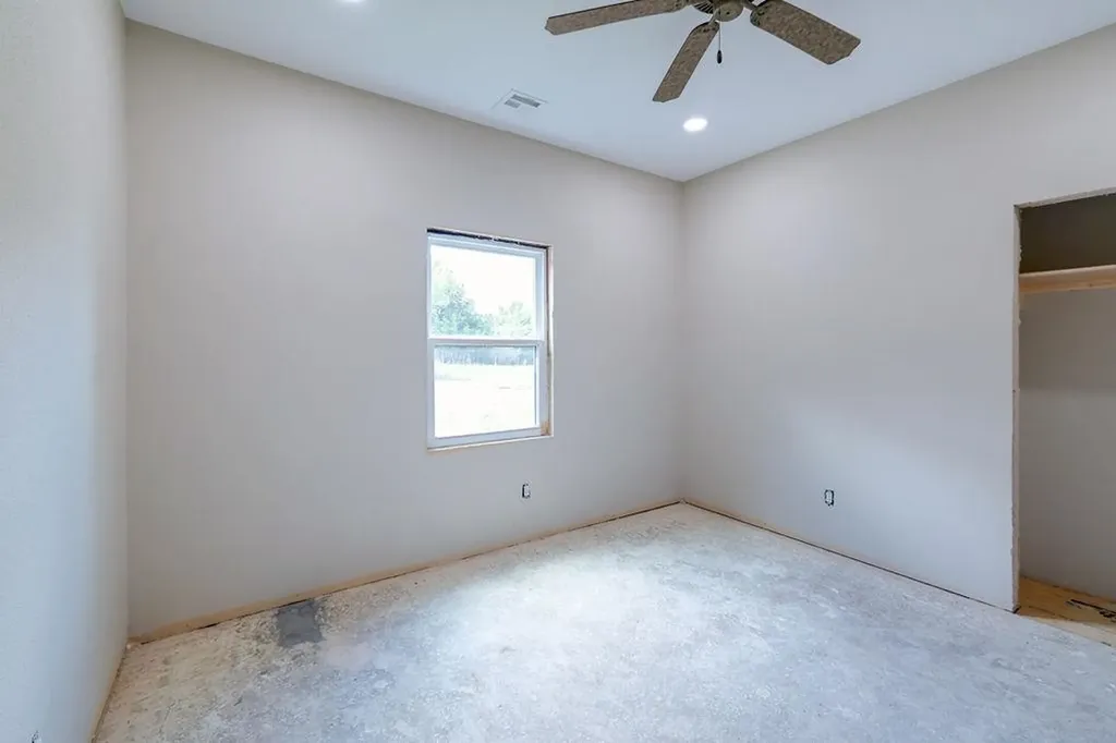 2118 W Radio Lane Arkansas City KS 67005