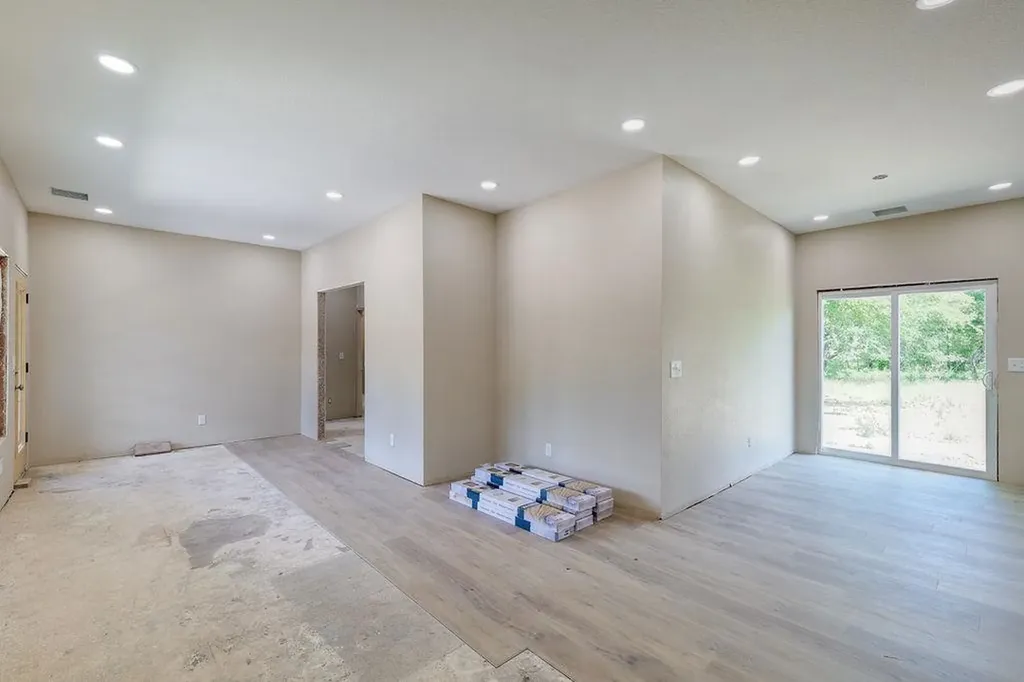 2118 W Radio Lane Arkansas City KS 67005