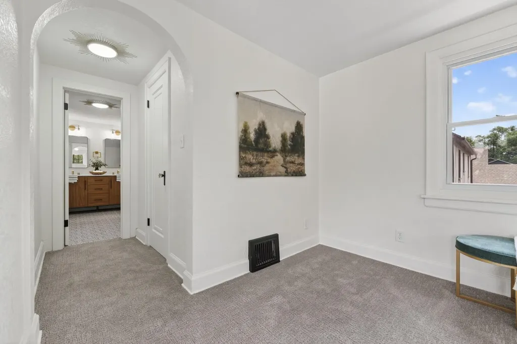 211 N Oliver Wichita KS 67208