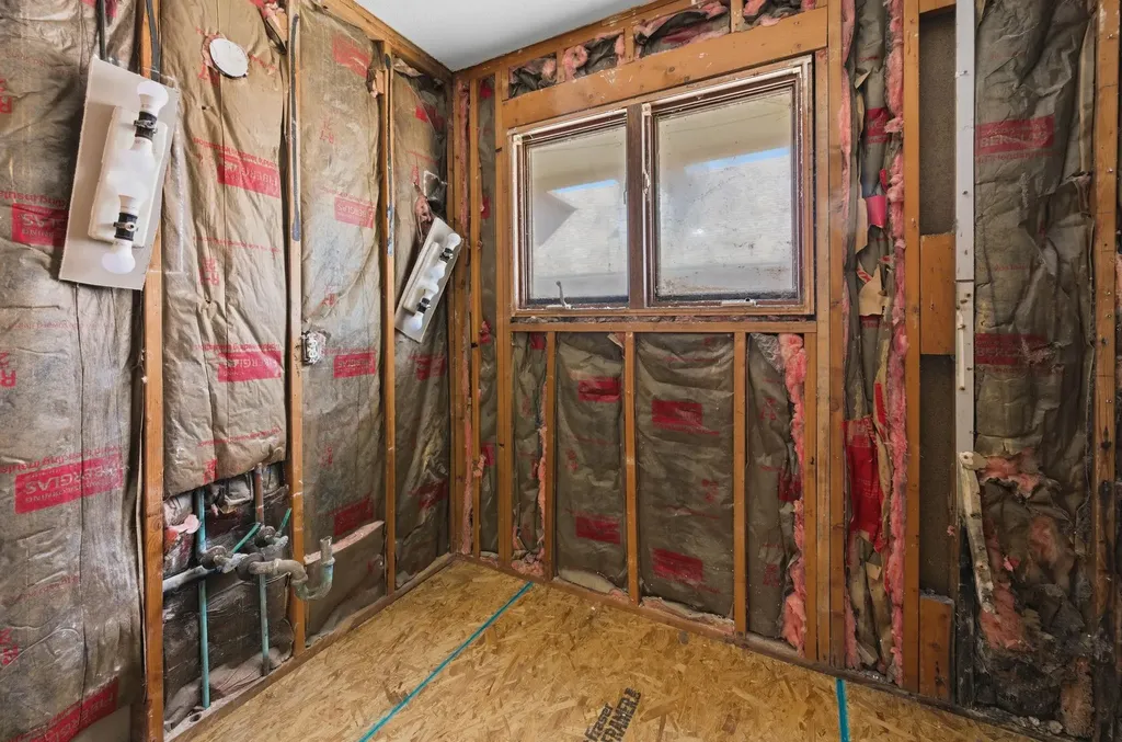 326 W 3rd Avenue Cheney KS 67025