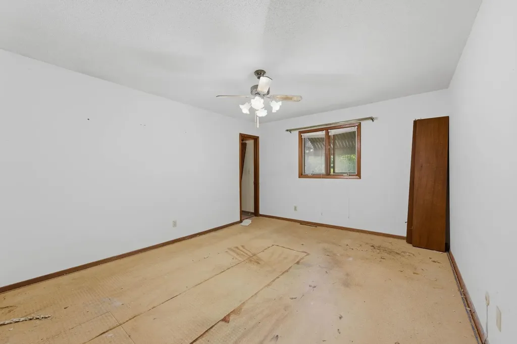 326 W 3rd Avenue Cheney KS 67025