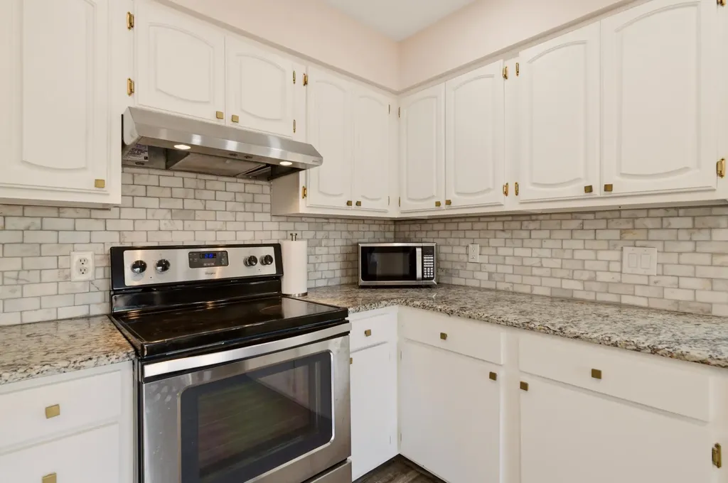 8201 E Harry Street Wichita KS 67207