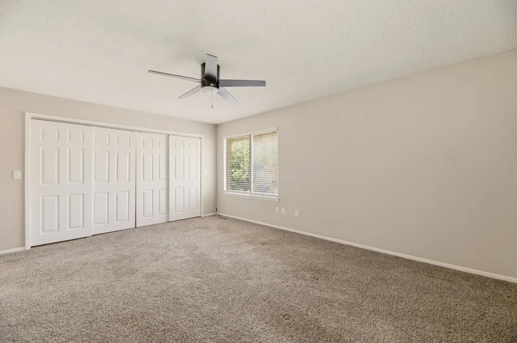 8201 E Harry Street Wichita KS 67207