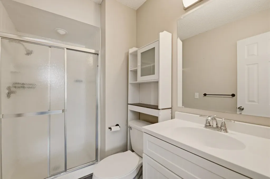 8201 E Harry Street Wichita KS 67207