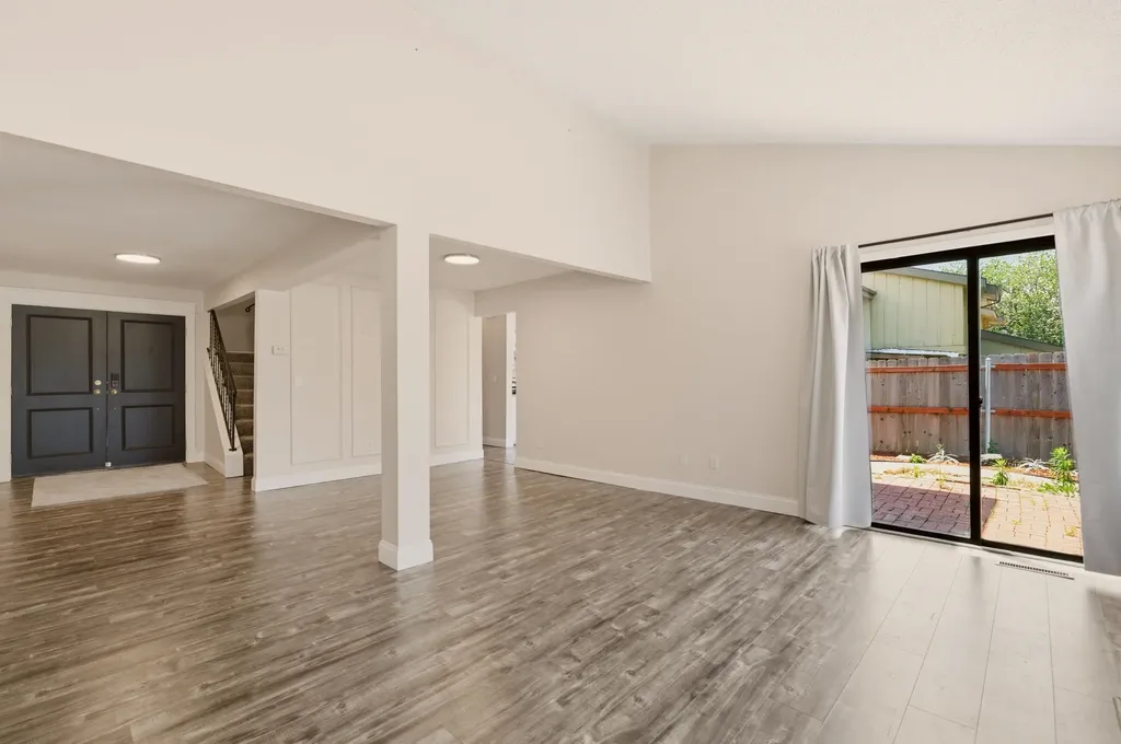 8201 E Harry Street Wichita KS 67207