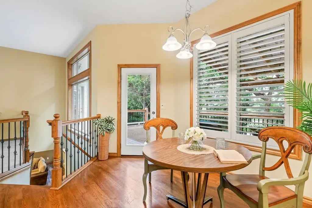 2405 N Peckham Court Wichita KS 67228