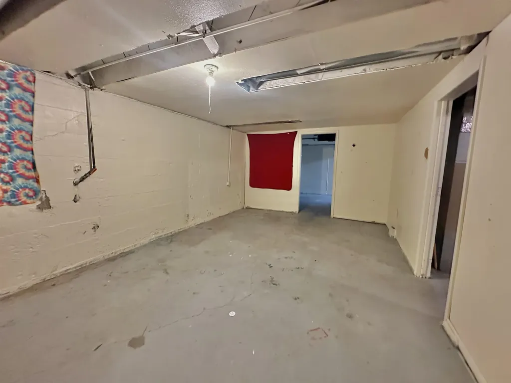 1158 N Crestway Wichita KS 67208